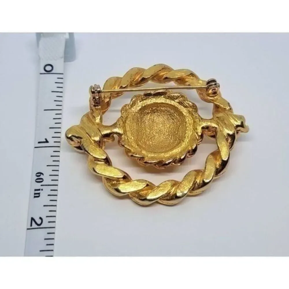 Vintage Brooch